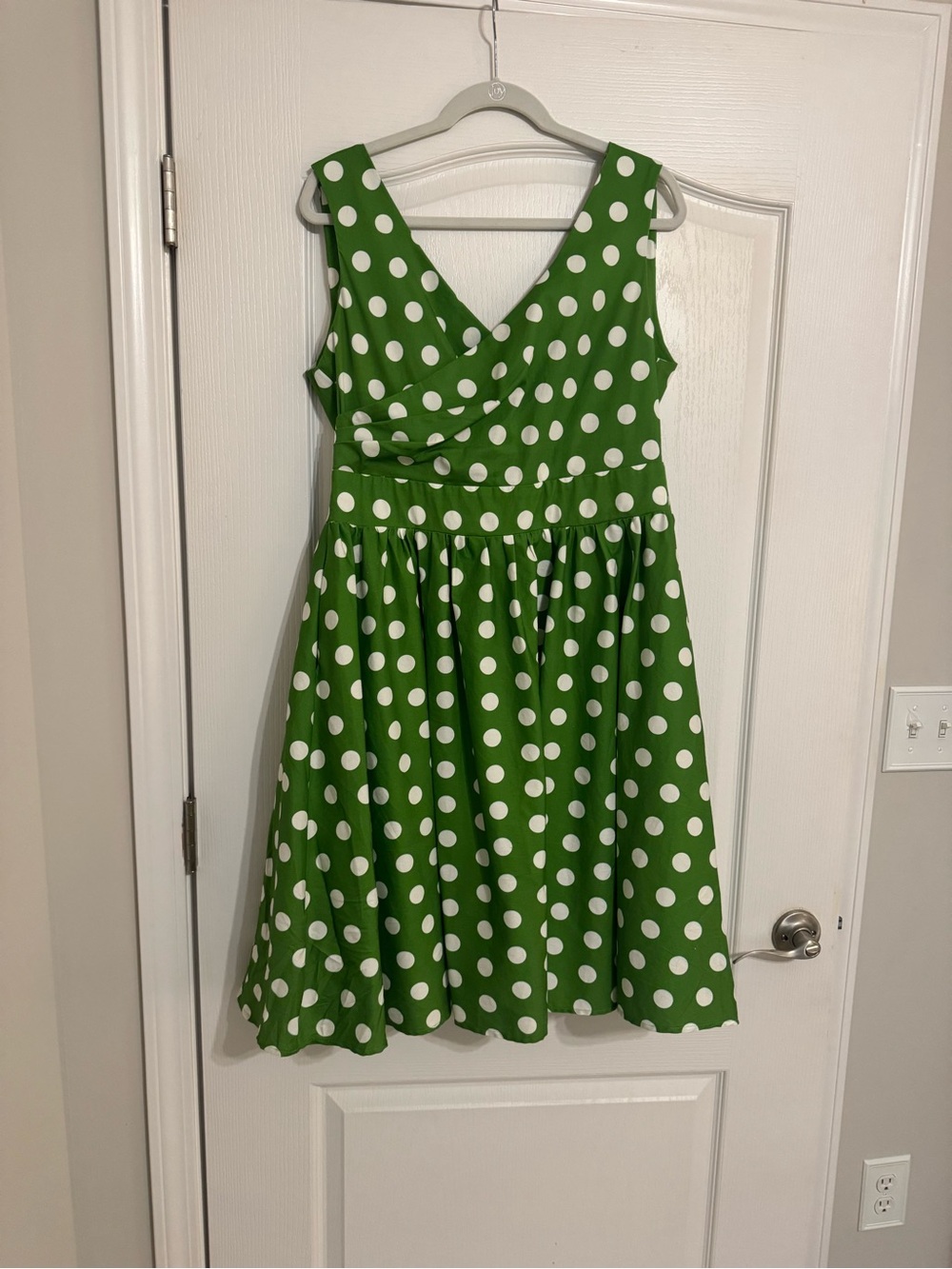 Sleeveless Green Polka Dot A-Line Dress